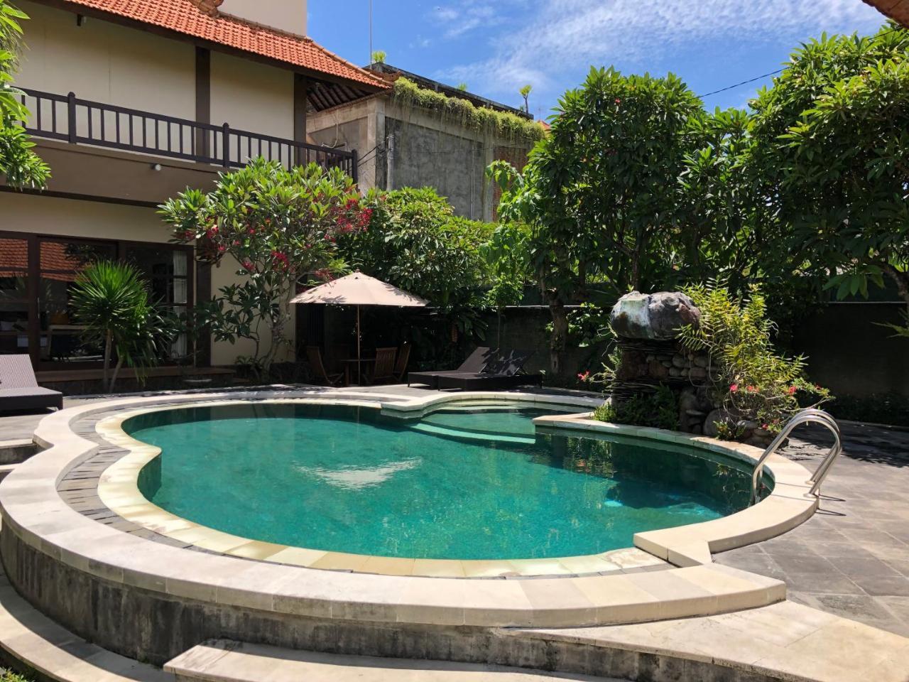 Hotel D'Kubu Legian Exteriér fotografie