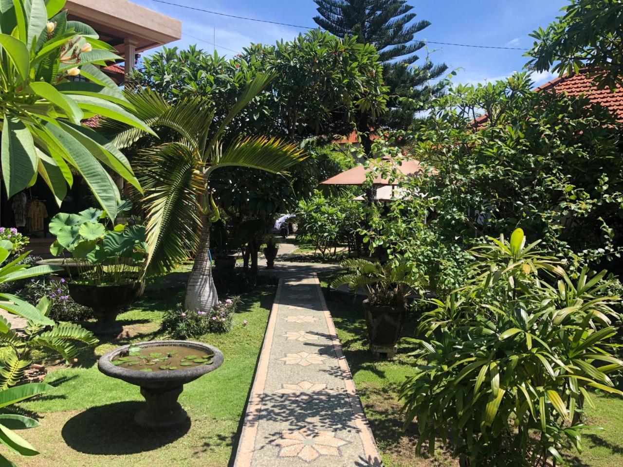 Hotel D'Kubu Legian Exteriér fotografie